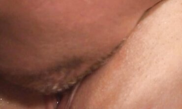 Kianna has ancestors across the Polynesian Isles, sans any doubt at least some of them must have been responsible for passing along vital messages from coprophilia post to brown shower post. She does everything but did smoke signals out her caboose in thi