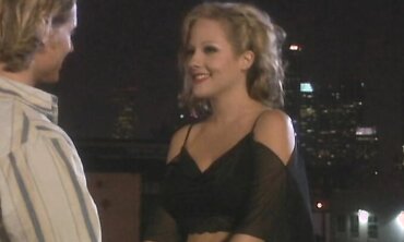 Sophia Softly Gets Serviced By 2 Studs At Once
