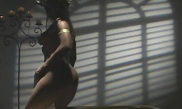 Nikki Hunter Is A Donk Breezy