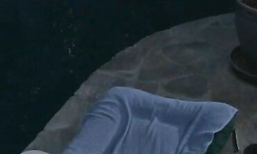 Veronica Lace Has Tear Up Sesh By The Pool