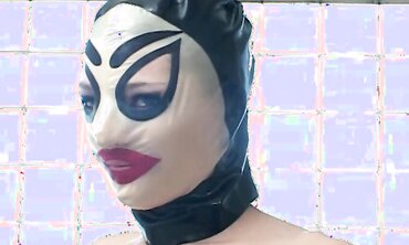 Demented Biotch Aurora Snow
