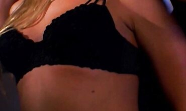 Samantha Ryan Takes Jizz-Shotgun