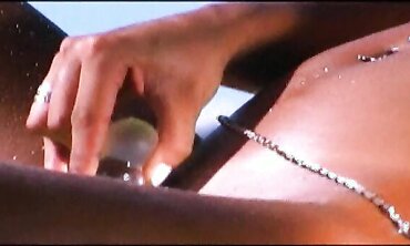Ju Pantera Enjoys Dream Island