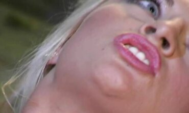 One on One, Facial Cumshot Jizz Flow, Outdoors