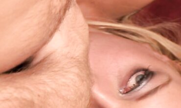 Holly Wellin Rump Gapes After Assfucking Hookup