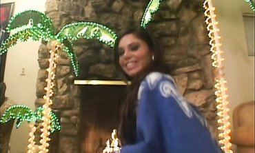 Misty Mendez And Luccia Reyes Get Spicy Fuckin' In Their Cooters