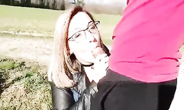 French Amateur Woman Gives Blowjobs And Handjobs In Nature