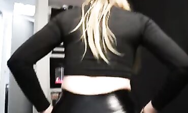 PHAT ASS WHITE GIRL Noel Hawk suggest BWC COCK AND BALL TORTURE with her Glistening Yoga Stretch pants Immense