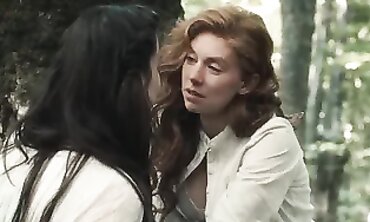 Vanessa Kirby and Katherine Waterston in The World to Come