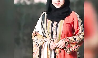 Aisha From Islamabad Gets Pounded By Husband's Friend