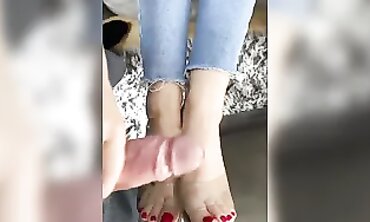 Runnerbean87 Cumshot Compilation: Feet, Milf & MMF