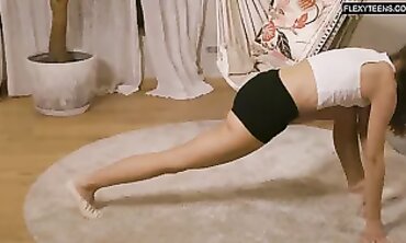 Ula Orbakajte Spreads Her Legs And Pussy