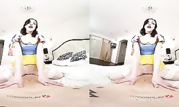 Diana Grace in Snow Milky Cosplay Takes a Big Cock