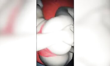 Ample-Butted Cougar Lounges for Anal Massage and Creampie