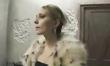 Slender MILF Nataly Von Gets Paid for a Blowjob and Cumshot