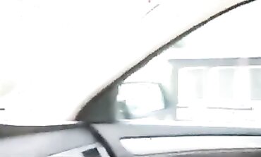 Einsame geschiedene Cougar fickt Jungen im Urlaub
