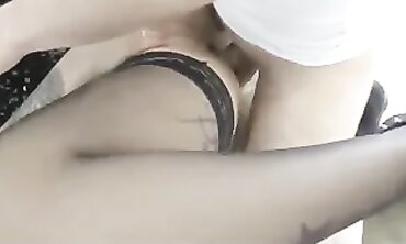 Queen Paris Takes A Huge Cock And Gets Crammed With Creampie