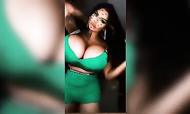 Lengthy Cupcakes Compilation 3: Brittany Elizabeth & Lisa Lipps