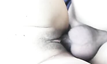 Filipina Baby sitter Porked by Her Manager Gets Nutted
