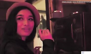 Dyke Burglar Gets Laid by Brunette Homeowner