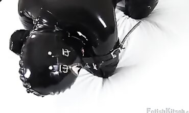 Lingerie Latex Fantasy 32