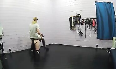 Ultra-Cute MILF Horse Trainer Rides Rails