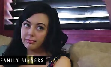 Tyler Nixon Cums All Over Stepsis Whitney Wright's Trimmed Pussy