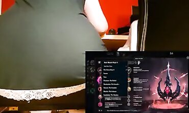 Pink Masturbates With a Buttplug