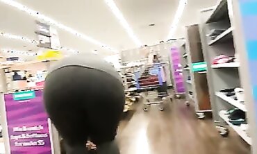 Plump Latina MILF with a Huge Ass
