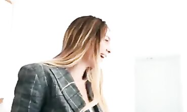 Gabbie Carter: Scorching Real Estate Agent With Huge Tits