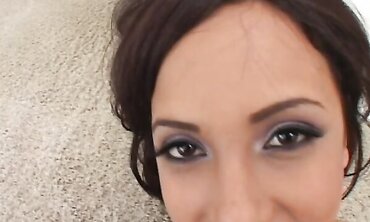 Veronique Vega Enjoys Putting Out