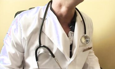 Chinese Starlet Mya Luanna Needs Jizz-Shotgun From The Medic