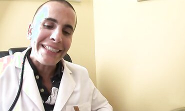 Roxy Deville Bj's And Humps Her Dr For Some Fresh Meds
