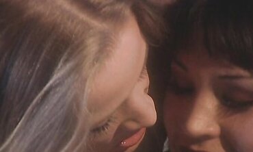 Anna Mills And Jade Hsu Enjoy Slurping And Frolicking Vulva