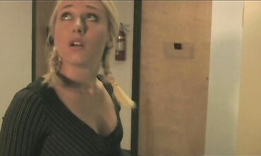 Georgia Peach And Goldie Coxx Get Laid In The Conference Guest Room