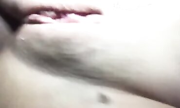 Morning Hook-Up: Latina Girlfriend Wants Rough Sex During Her Period