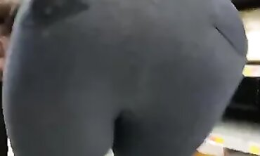 Lengthy Donk GILF