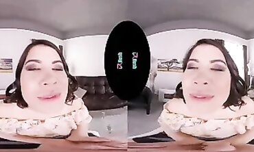 Lady Dee Seduces Him in VRHUSH POV
