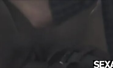 Lana Seymour's Natural Tits Bounce During Blowjob And Riding