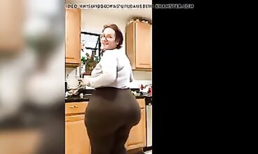 Lush XXL TikTok All-Starlets: Thick Backside Edition
