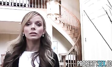 Petite Blonde Real Estate Agent Gets a Hardcore Outdoor Fuck