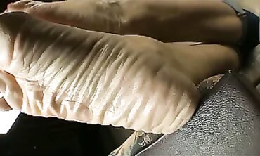 Powerful Aroma: POV Milf Foot Fetish With Caning
