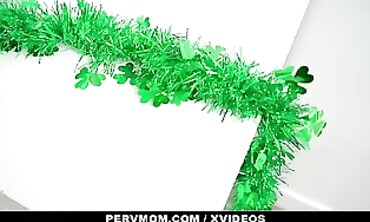 Linzee Ryder: Taboo Stepson POV Blowjob