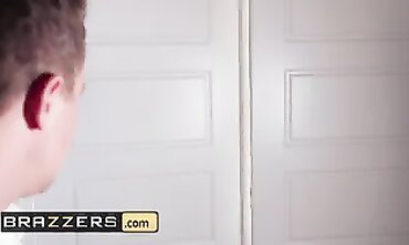 Petite Brunette Step Sisters Sissify Over Salami Cock
