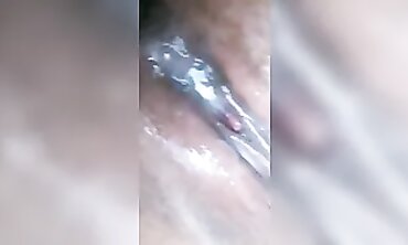 TEENS PLAYS WITH VULVA INWARDS UBER SCREWS THE DRIVER
