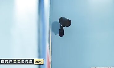 Alessandra Jane Transferred From Gloryhole To Hardcore Fuck