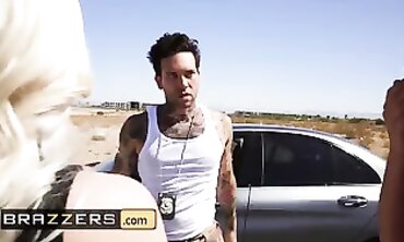 Alina Lopez Gets Rough With Tattooed Cop