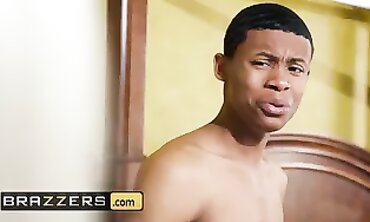 Aubrey Dark Craves Younger Ebony Dick