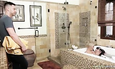 Nina Elle and Gina Valentina Share a Husband