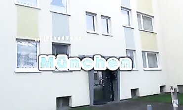Deutsche Amateure irgendwo into Muenchen....